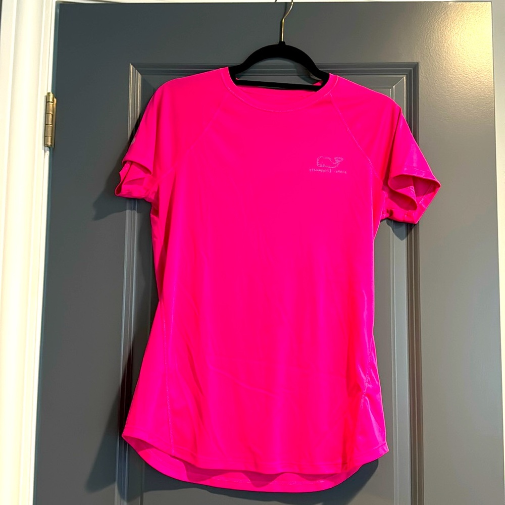 Vineyard Vines Performance, Pink Workout Top, Size Small